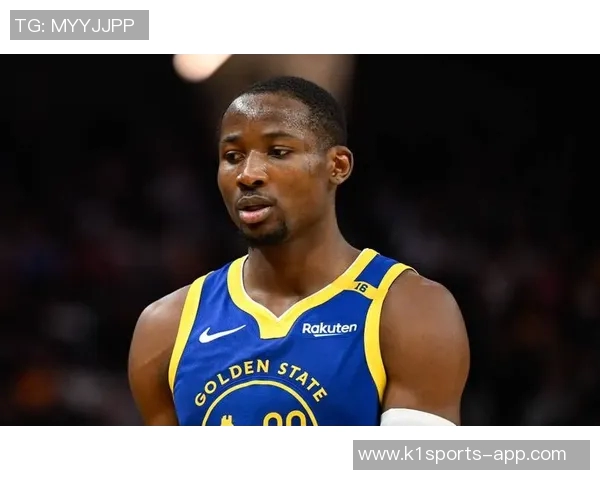 从足球场到篮球场 他是被篮球耽误的足球天才 从足球场到篮球场 他是被篮球耽误的足球天才